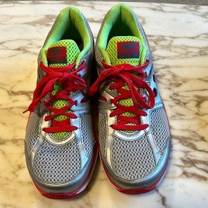 Nike Tennis Shoes Size 8.5